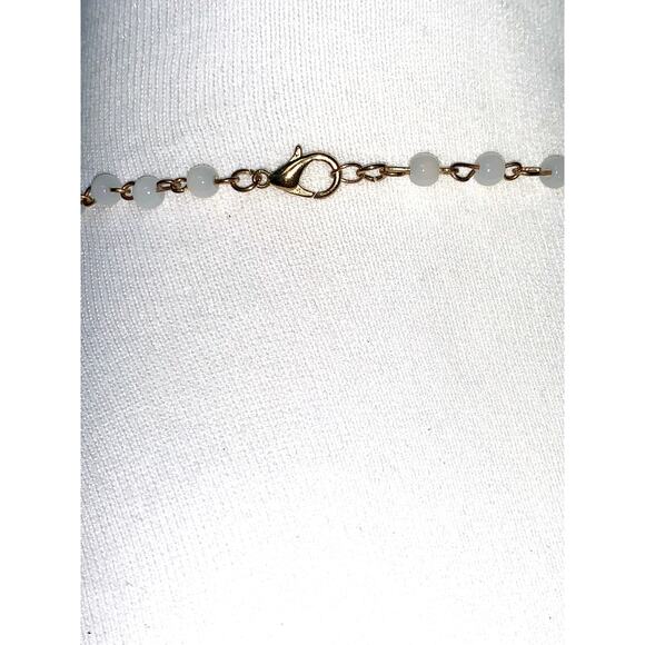 Gold Tone Accent White Crescent Bone Horn Beaded Necklace Unsigned - Picture 3 of 4